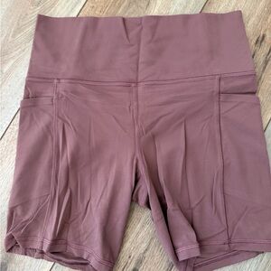 Athleta Salutation Stash 7in - Mauve